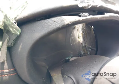 2021 Nissan Kicks Sr Xtronic Cvt z USA, uszkodzony, nr VIN 3N1CP5DV8ML520857